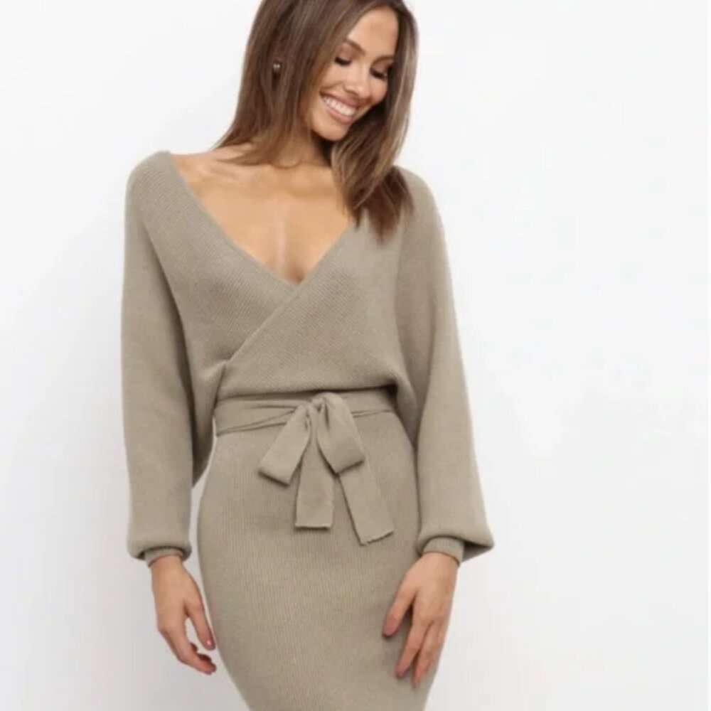 Petal and Pup Bambina Light Green Sweater Midi Dress Size 6